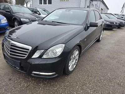 Gebraucht 2011 Mercedes E200 Avantgarde Limousine | € 6.000 (Superpreis)