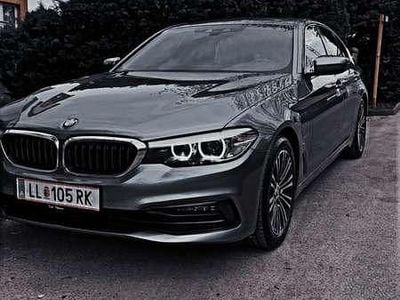 Grau Gebraucht 2019 BMW 530e Sport Line Limousine | € 24.500 (Teuer)