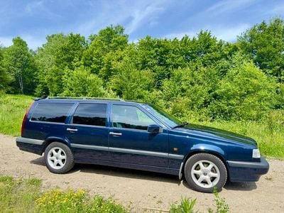 Blau Gebraucht 1996 Volvo 850 Kombi | € 12.290