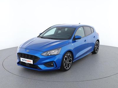 Blau Gebraucht 2020 Ford Focus ST-Line Limousine | € 20.790 (Etwas zu teuer)