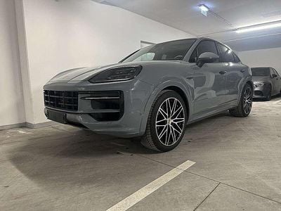 Gebraucht Porsche Cayenne Coupe 470 PS (345 kW) 2024 Grau Coupé