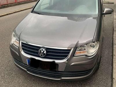 Gebraucht 2008 VW Touran Trendline Van / Kleinbus | € 4.500 (Fairer Preis)