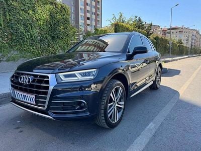 Blau Gebraucht 2018 Audi Q5 Design SUV | € 28.900 (Fairer Preis)