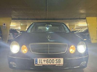 Blau Gebraucht 2003 Mercedes E200 Avantgarde Limousine | € 7.990