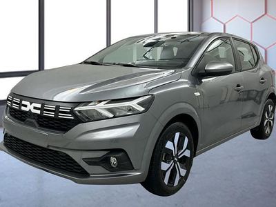 Grau Gebraucht 2025 Dacia Sandero Expression Limousine | € 19.990 (Etwas zu teuer)