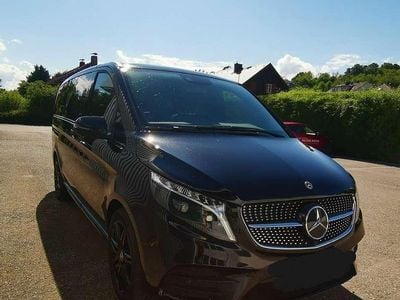 Schwarz Gebraucht 2023 Mercedes 300 Avantgarde Kombi | € 88.900