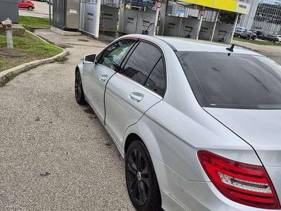 Gebraucht 2013 Mercedes C180 Elegance Limousine | € 9.200 (Fairer Preis)