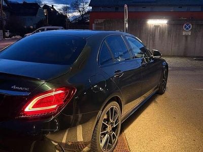 Gebraucht Mercedes C300 AMG 245 PS (180 kW) 2019 Grün Limousine