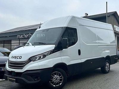 Gebraucht Iveco Daily 136 PS (100 kW) 2025 Weiß Van