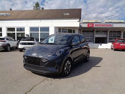 Gebraucht Hyundai i10 Trend 67 PS (49 kW) 2024 Grau Kleinwagen