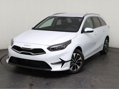 Weiß Neu 2025 Kia Ceed Sportswagon Kombi | € 28.576 (Guter Preis)
