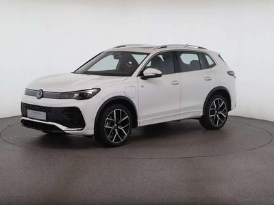 Gebraucht VW Tiguan Sport 204 PS (150 kW) 2025 Weiß SUV