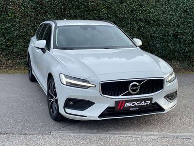 gebraucht Volvo V60 D4 / 1HAND / MOMENTUM / WENIG KM / KOMFORT-SITZE /