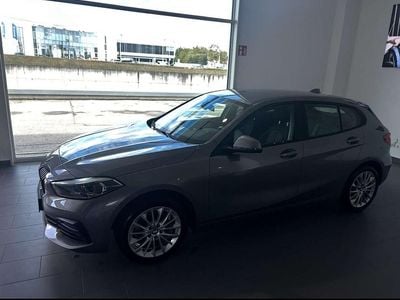 Grau Gebraucht 2023 BMW 116 Kleinwagen | € 25.900 (Etwas zu teuer)