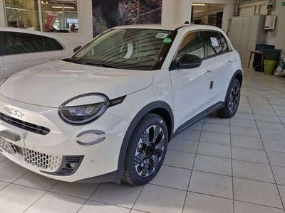 Weiß Neu 2025 Fiat 600E La Prima SUV | € 34.709 (Fairer Preis)