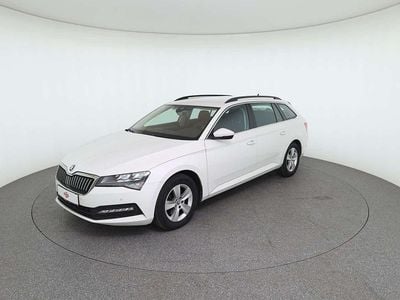 Weiß Gebraucht 2020 Skoda Superb Ambition Kombi | € 18.950 (Guter Preis)