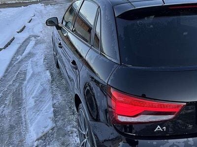 gebraucht Audi A1 Sportback 10 TFSI intense