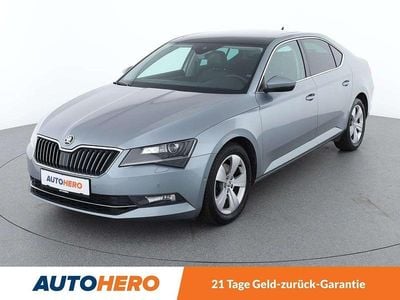 Grau Gebraucht 2019 Skoda Superb Style Limousine | € 22.990 (Fairer Preis)