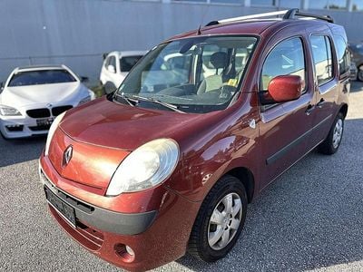 Rot Gebraucht 2008 Renault Kangoo Kombi | € 1.999