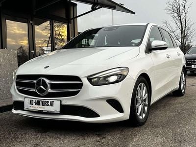 Weiß Gebraucht 2018 Mercedes B200 Van / Kleinbus | € 23.900 (Teuer)