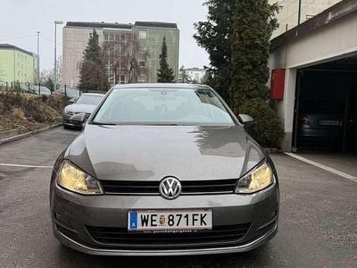 Gebraucht 2015 VW Golf LOUNGE Limousine | € 16.000 (Etwas zu teuer)
