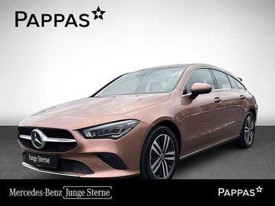 Gebraucht Mercedes CLA200 Progressive 150 PS (110 kW) 2023 Gold Limousine