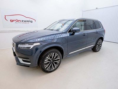 Blau Neu 2025 Volvo XC90 Plus SUV | € 69.990