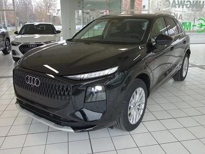 Gebraucht Audi Q3 150 PS (110 kW) 2026 Schwarz  metallicperleffektno SUV