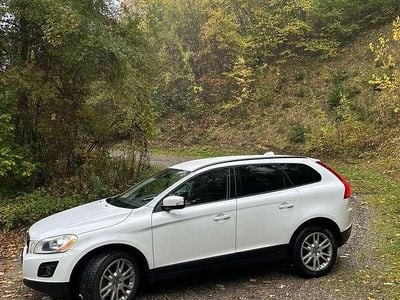 Gebraucht 2009 Volvo XC60 Basis SUV | € 9.500 (Etwas zu teuer)