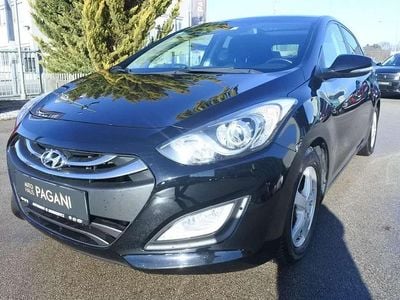 Gebraucht Hyundai i30 Premium 110 PS (80 kW) 2013 Limousine