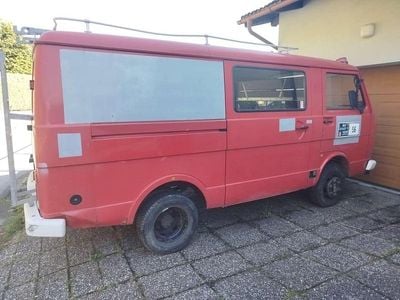 Rot Gebraucht 1986 VW LT Van / Kleinbus | € 4.000