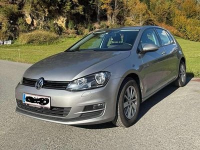 Silber Gebraucht 2014 VW Golf VII Limousine | € 7.900 (Guter Preis)