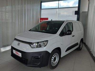 Weiß Gebraucht 2023 Fiat e-Doblò Van / Kleinbus | € 29.990