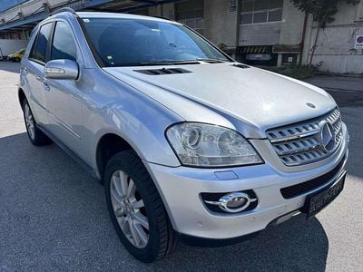 Grau Gebraucht 2008 Mercedes ML320 SUV | € 10.500 (Fairer Preis)