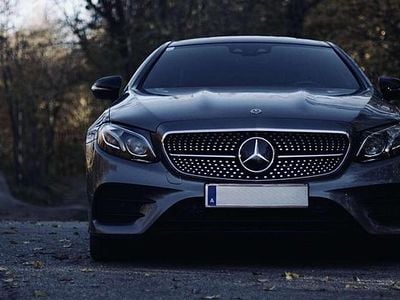 Gebraucht Mercedes E220 AMG line 194 PS (142 kW) 2018 Grau Coupé