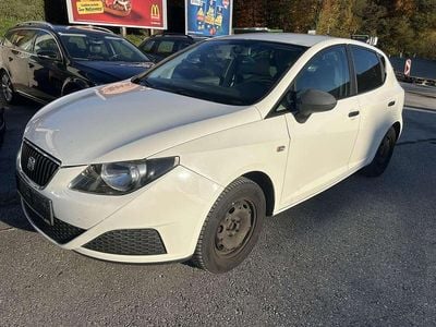 Weiß Gebraucht 2009 Seat Ibiza Reference Kleinwagen | € 3.590