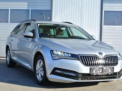 Silber Gebraucht 2022 Skoda Superb Kombi | € 20.990 (Guter Preis)