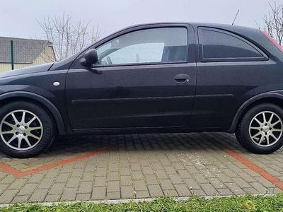 Schwarz Gebraucht 2004 Opel Corsa Limousine | € 1.600 (Guter Preis)