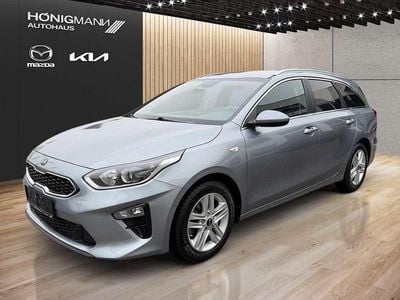 Silber Gebraucht 2018 Kia Ceed Sportswagon Silver Kombi | € 12.990 (Guter Preis)