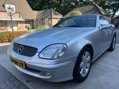 Silber Gebraucht 2002 Mercedes SLK200 Cabrio | € 18.950