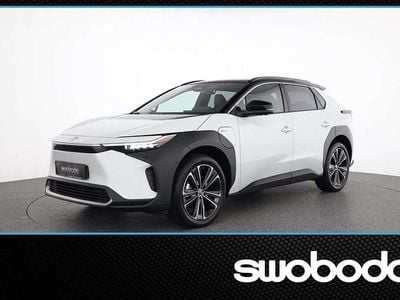Platinum pearlwhite weiß Gebraucht 2025 Toyota bZ4X Comfort SUV | € 41.980 (Guter Preis)