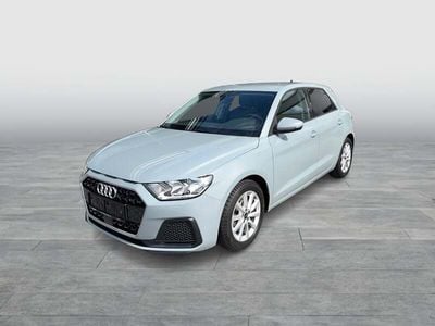 Hellgrau metallicperleffekt Gebraucht 2024 Audi A1 Sportback Advanced Kleinwagen | € 24.900 (Etwas zu teuer)