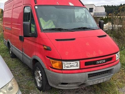 Gebraucht Iveco Daily 92 PS (67 kW) 2001 Rot Kombi