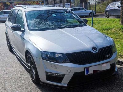 gebraucht Skoda Octavia OctaviaCombi RS 20 TSI Green tec DSG Green