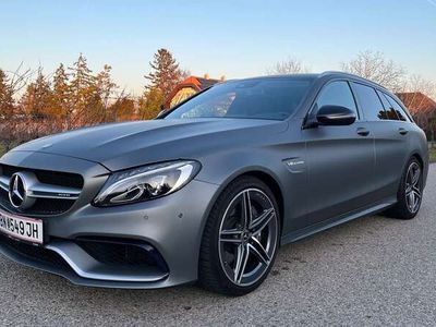 Mercedes C63 AMG