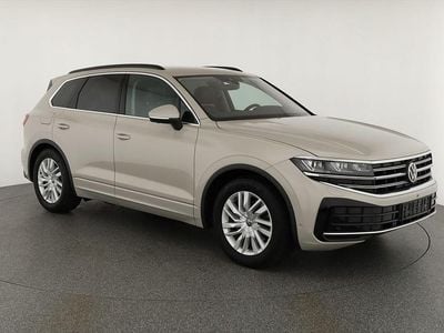 Beige Neu 2025 VW Touareg Elegance SUV | € 90.662 (Superpreis)