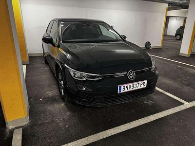 Gebraucht VW Golf VIII Life 116 PS (85 kW) 2020 Limousine