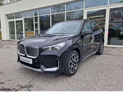 Schwarz Gebraucht 2024 BMW iX1 Shadowline SUV | € 54.900