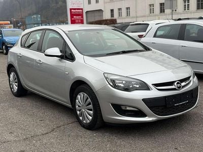 Gebraucht Opel Astra Selection 101 PS (74 kW) 2015 Grau Kleinwagen