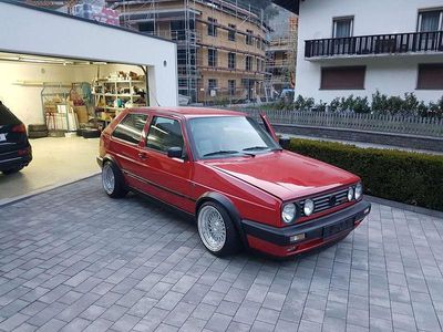 Rot Gebraucht 1990 VW Golf II Kleinwagen | € 24.000